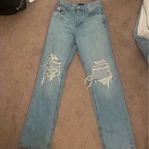 UNIQLO RIPPED BLUE BOYFRIEND / MOM JEANS